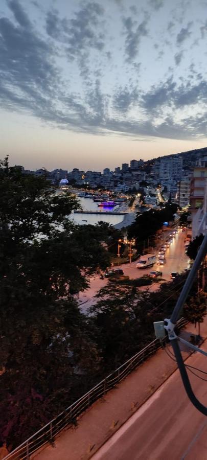 Xhemi'S Apartment Sarande Exterior photo